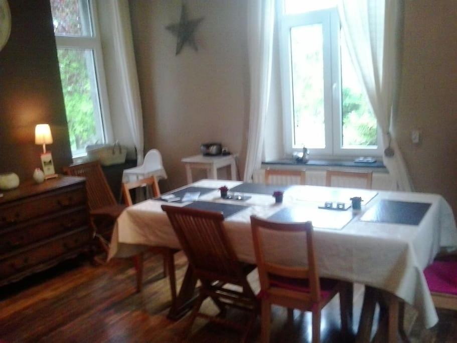 Gite La Grange D'Herbuchenne Динант Екстериор снимка